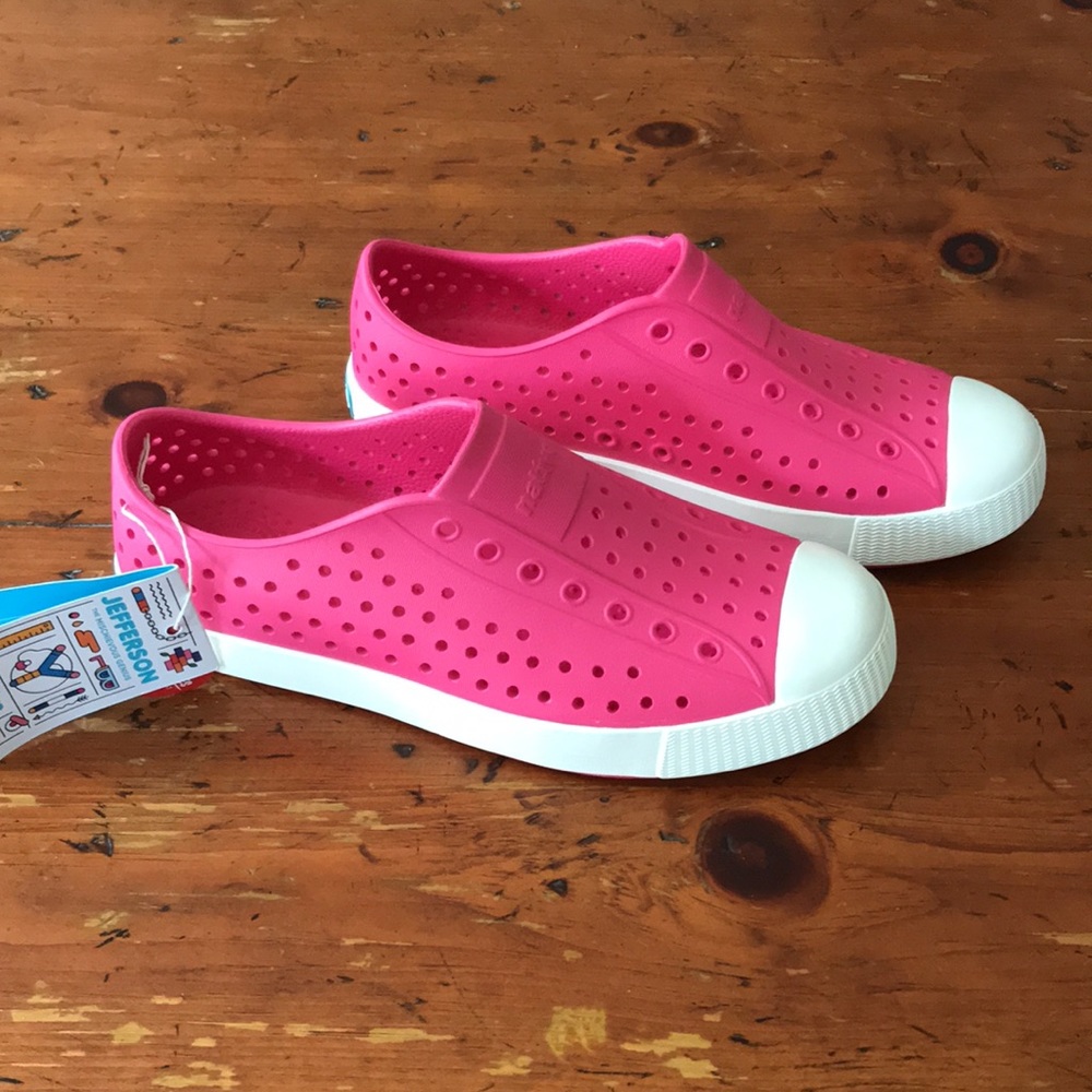 NWT! Native shoes